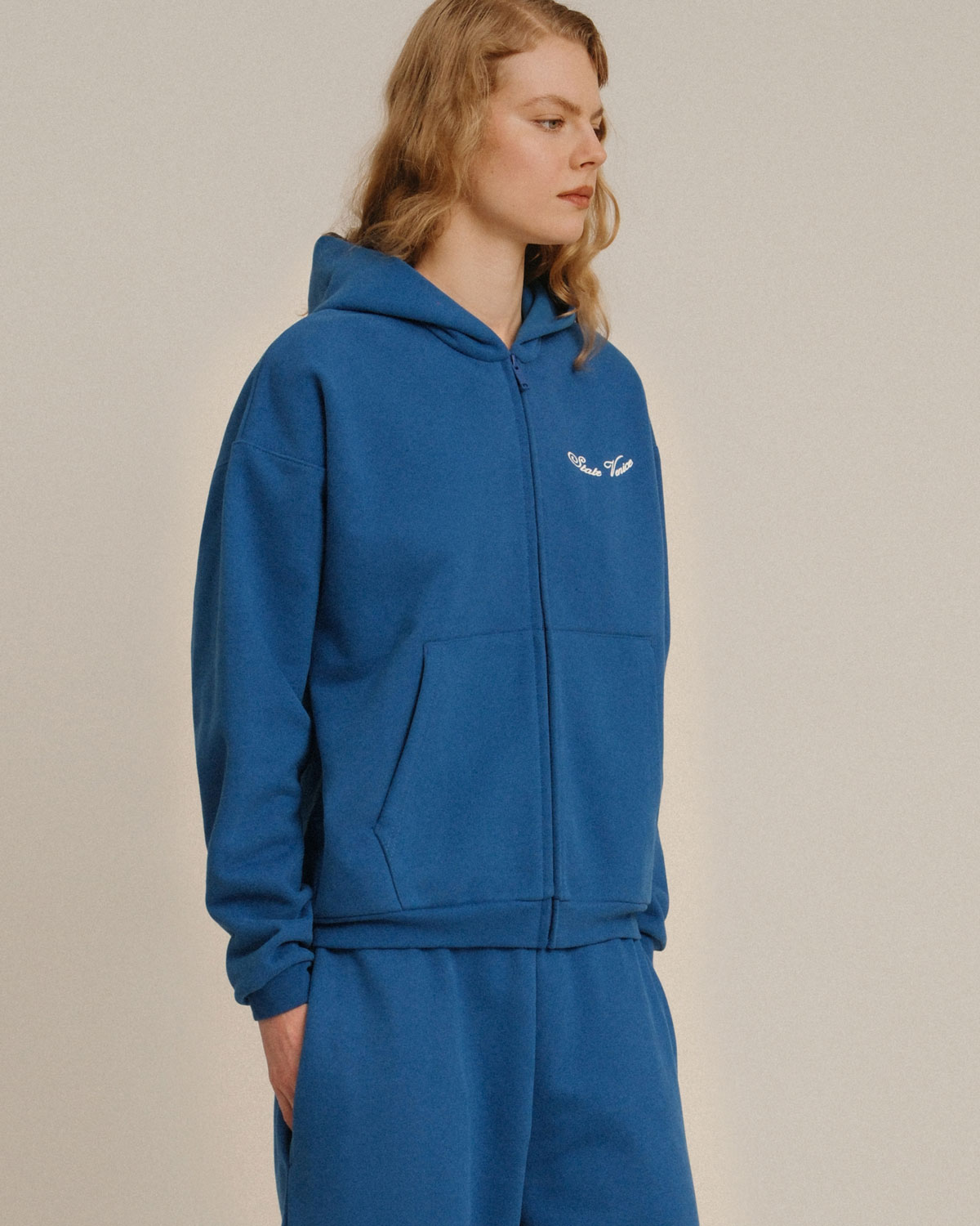 Худи на молнии классического кроя