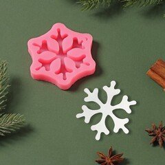 Молд силиконовый «Снежинка», 8,58,51,5 см