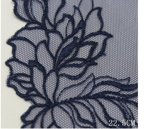 Вышивка на сетке темно-синяя 22,5 см