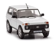 Niva Urban 4x4 white ArModel 1:43