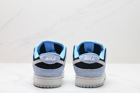 Nike SB Dunk Low 'Aluminum' 