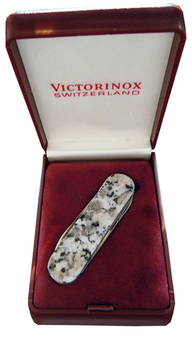 Нож-брелок Victorinox Classic LE, 58 мм, 4 функции, рукоять из натур. камня, 