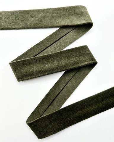 Тесьма для окантовки из бархата, цвет: оливковый, ширина 25мм