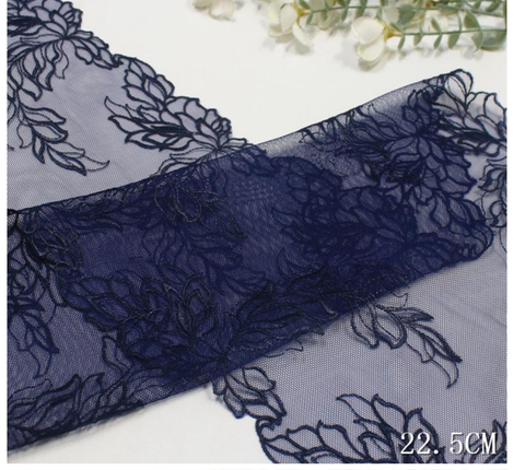 Вышивка на сетке темно-синяя 22,5 см