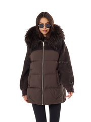 Удлиненный комбинированный пуховик шоколадного цвета
