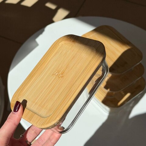 Контейнер стеклянный Fårö, прямоугольной формы, с крышкой, 1040 мл