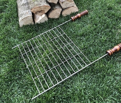 Плоская сетка на мангал с деревянными ручками 60х40 см