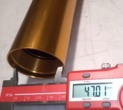 Внешний стакан пера вилки для Yamaha MT01 2009-2014 г.в. золотой