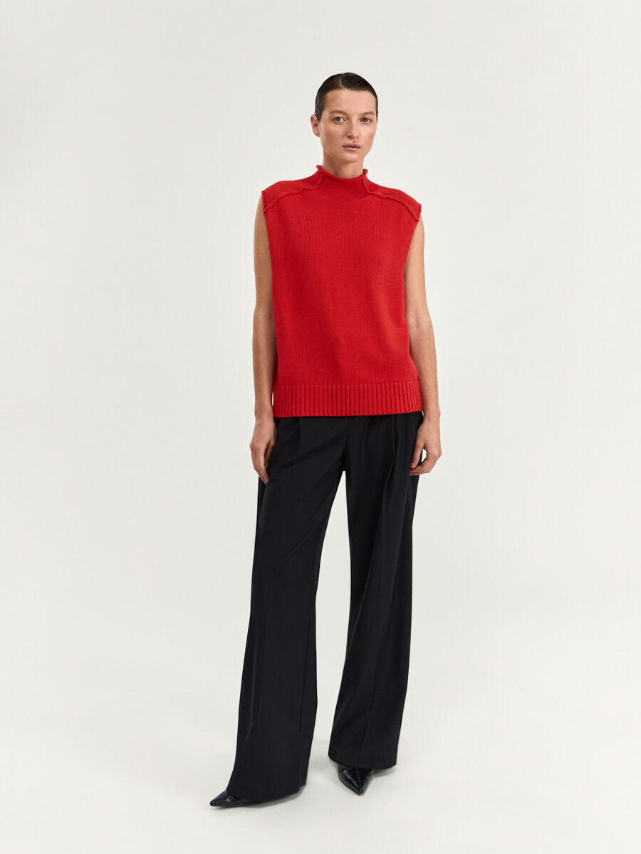 Loose fit long coat with tie belt