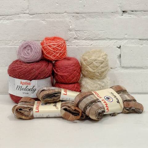 GARAGE SALE — Набор пряжи зима #132