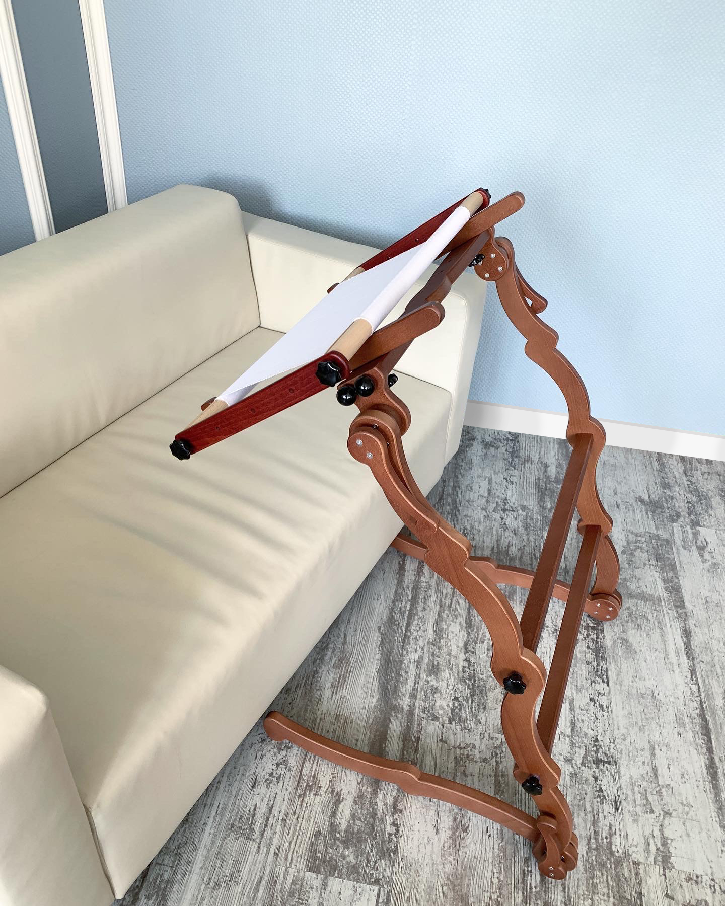 Dubko Embroidery Floor Stand