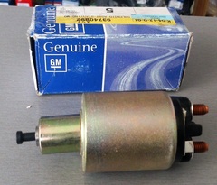 РЕЛЕ ВТЯГИВАЮЩЕЕ NEXIA, LANOS, MATIZ (3 отв М5, СЪЁМНЫЙ СЕРДЕЧНИК) GM