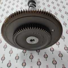 Распредвал с шестерней в сборе | 320/03681; 320/03685 | JCB