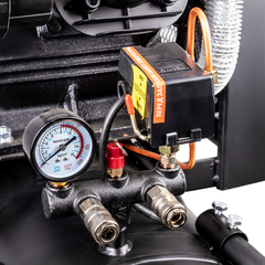 Компрессор масляный ременной AEROMAX 700/150