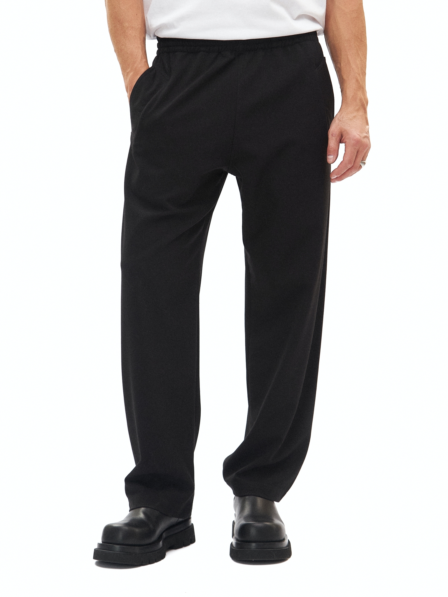 Черные прямые брюки Heathen