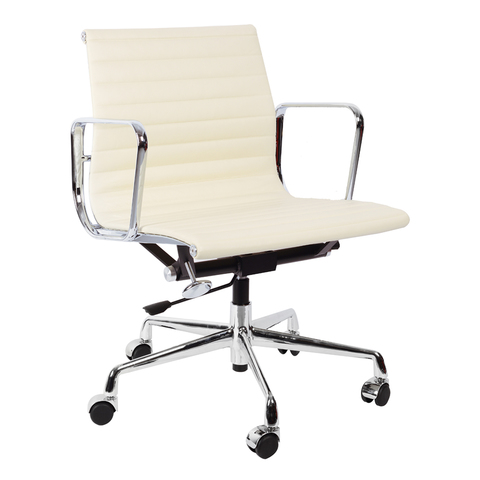 Кресло Eames Style Ribbed Office Chair EA 117 кремовая кожа