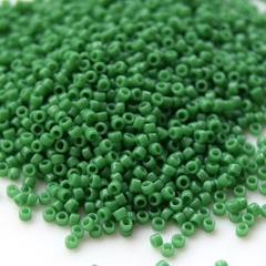 Бисер Тохо круглый 15/0 0047D зелёный