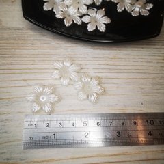 Кабошон Цветок перламутр, 25мм (25шт)