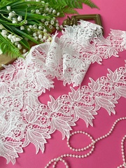 Кружево широкое, белое ажурное, для рукоделия, ширина 9 см, длина 2,2 м