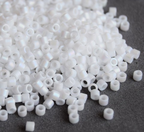 DBM-0351 Бисер цилиндрический Миюки делика 10/0 /Miyuki delica 10/0 White Matted