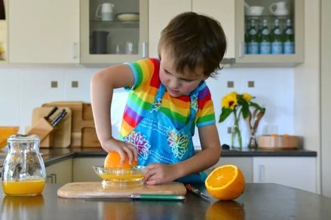 Соковыжималка ручная для цитрусовых для детей 3