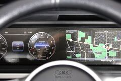 Mercedes-Benz Y777YY 4WD 24V (ЛИЦЕНЗИОННАЯ МОДЕЛЬ) (Полноприводный, двухместный)