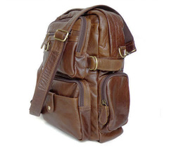 Кожаный рюкзак-сумка Maverick 7042 LightBrown