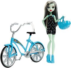Кукла Фрэнки Штейн на велосипеде