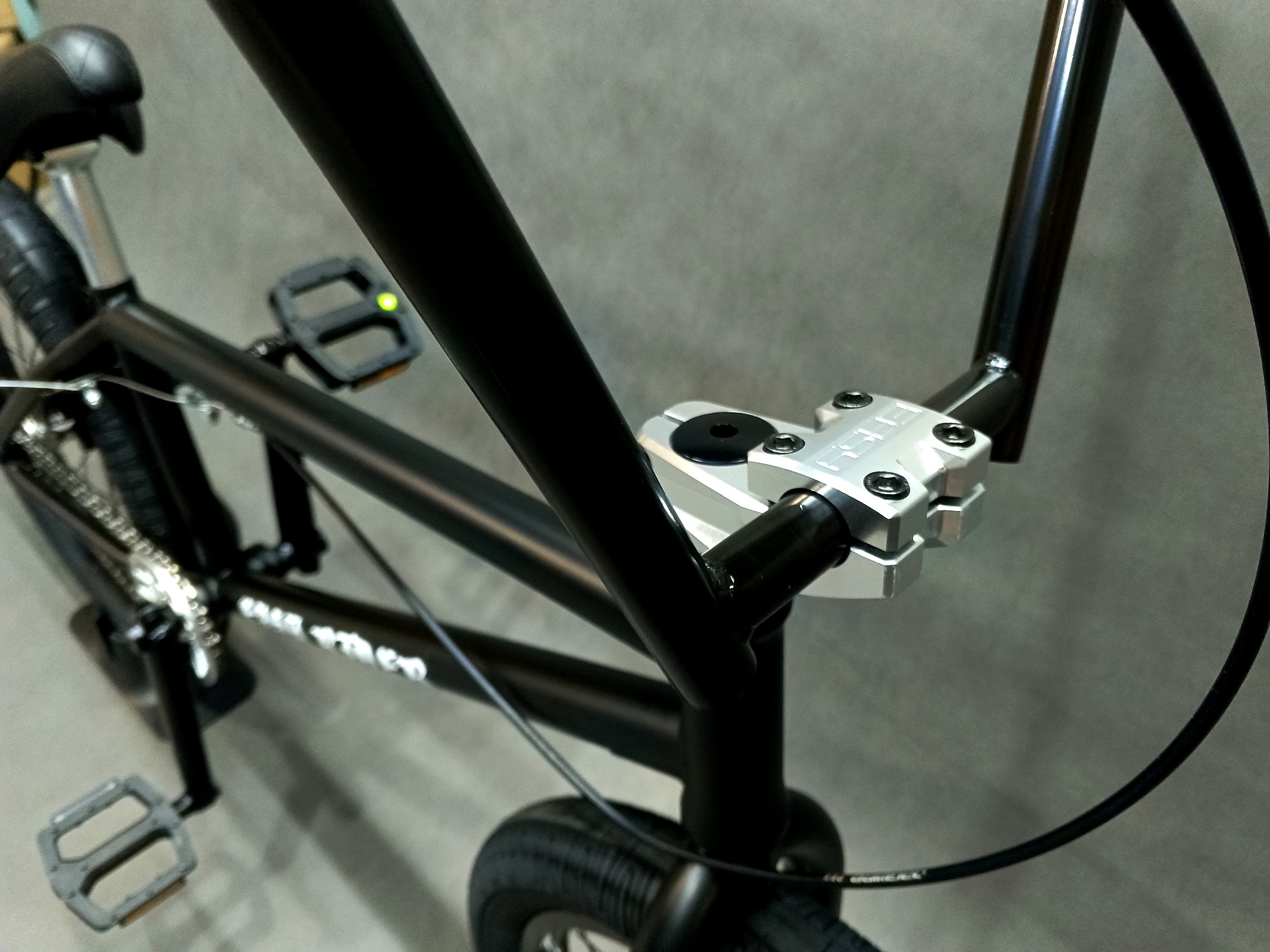 EasyRider 20" DARK - BMX | iRide shop фото 3