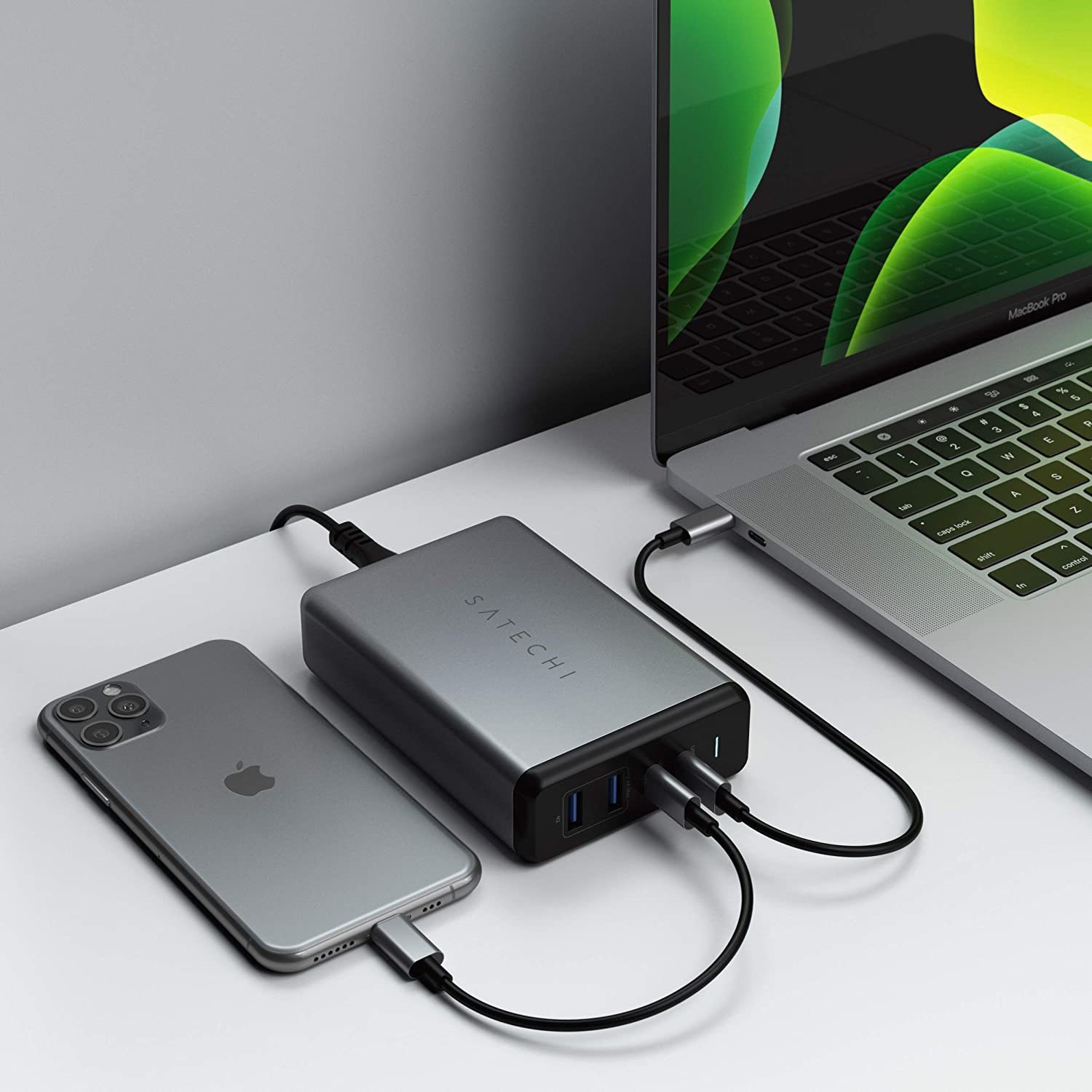 Купить Зарядное устройство Satechi 108W Pro USB-C Power Delivery, серый -  по выгодной цене | Нобэл