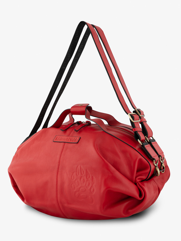 Дорожно-спортивная сумка красного матового цвета
