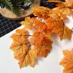 Листья клёна искусственные, двойные, осенние, жёлто-оранжевые, лист 8 см., набор 20 шт. (40 листочков).