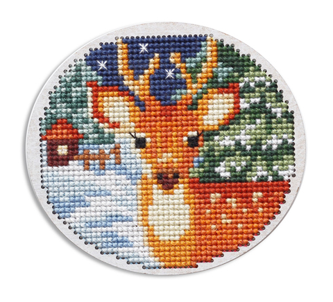 Коллекция:	Вышивка по перфорированной форме¶Название по-английски:	Wooden cross-stitch kit¶Название