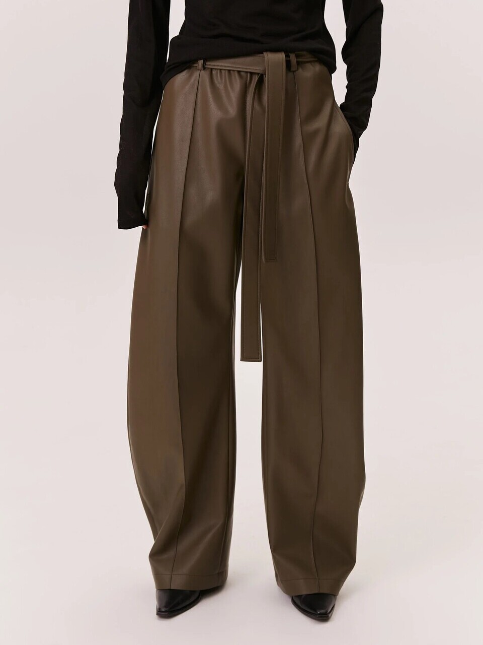 Брюки MAGIC FLOWERS оливкового цвета