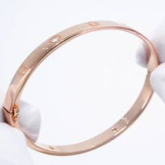 93-150-02024-1-braslet-love-zhestkij-iz-serebra-v-pozolote