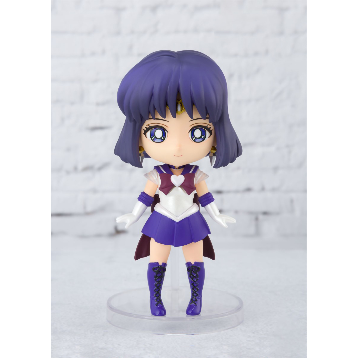 Super sailor deals moon figuarts