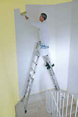 Шарнирная телескопическая лестница с выдвижными боковинами STABILO 4х5 (133984)