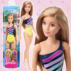 Кукла Барби, высота 30 см, в желто-сиреневом купальнике серия Barbie Пляж