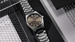 Часы мужские Frederique Constant FC-303C3NH6B Highlife