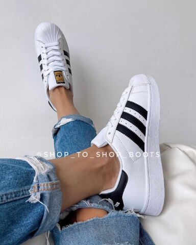 Adidas Superstar