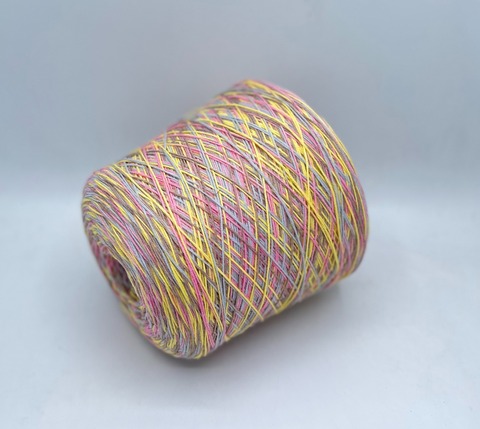 Filcom (пр.Италия), art-Rainbow 330м/100гр. 70%Меринос 30%Остальные волокна, цвет-Тропики арт.32381