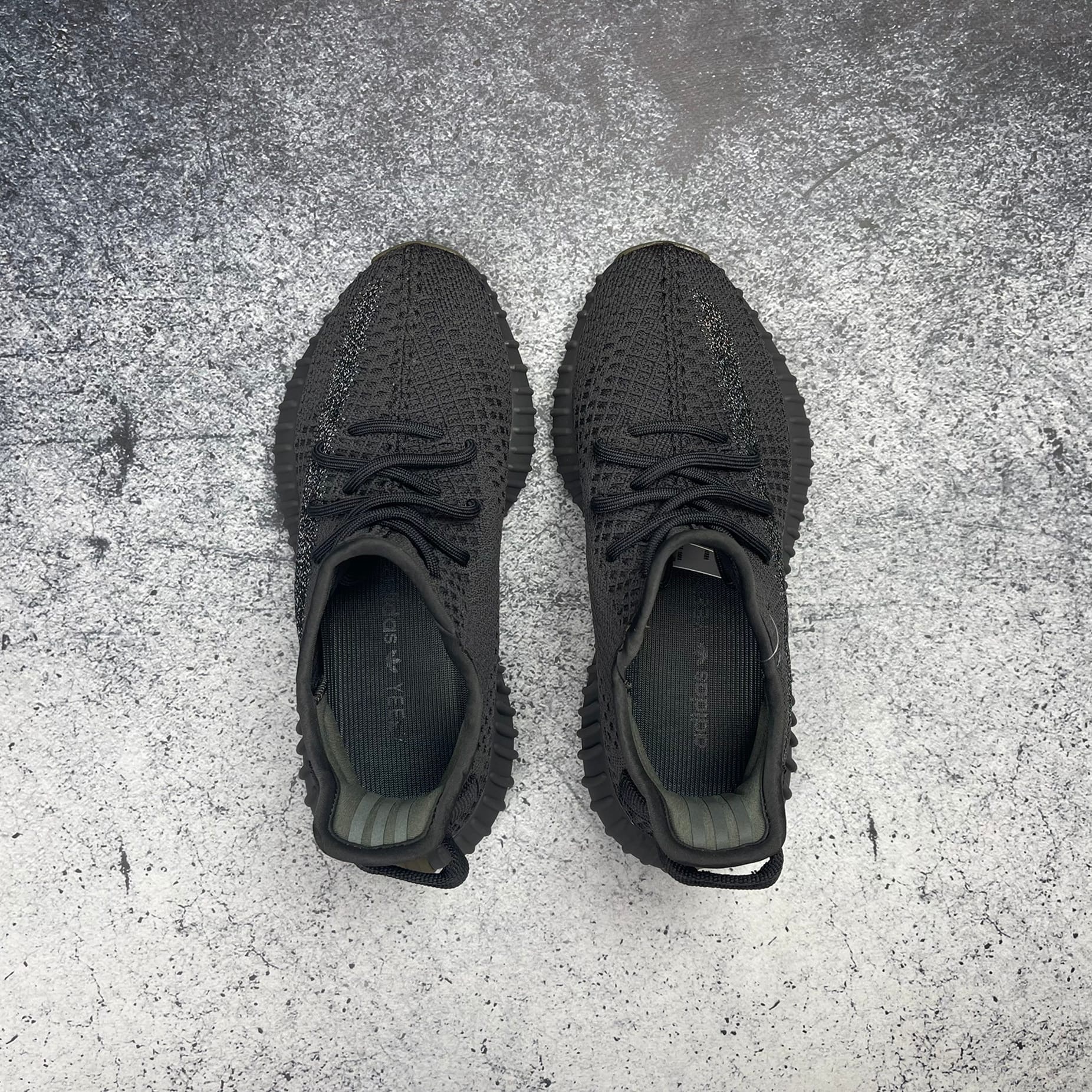 Yeezy 79 static online
