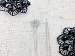 Спицы прямые тефлон, L 35 см, d 2,5 мм, 1 упаковка-2 спицы