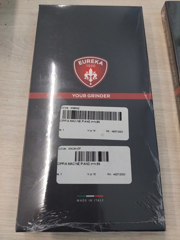 Жернова (правые) EUREKA/NUOVA SIMONELLI 64х38х9мм (3отв.) Оригинал