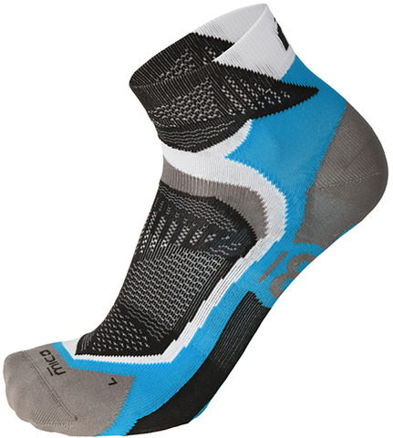 Элитные короткие носки Mico X-Performance Run Extralight Weight Grey/Breeze для бега