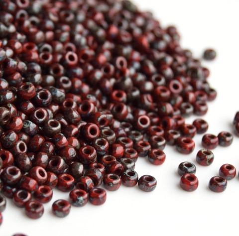 8/0 RR-4513 Opaque picasso red