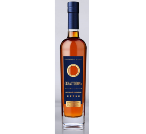 Коньяк Севастополь "Достойный Поклонения" 5 лет 0,5л