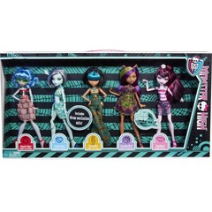 Набор из пяти кукол. Побережье Черепа