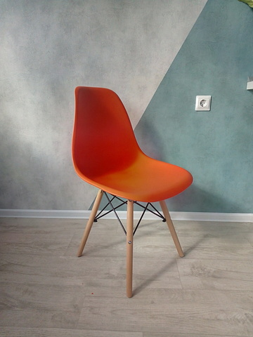 Интерьерный дизайнерский кухонный стул Eames DSW Style Wood, оранжевый