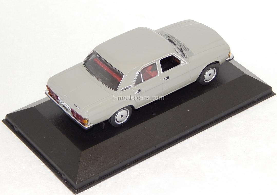 Modèle Réduit Voiture Volga GAZ 31-02 - Échelle 1:43 - URSS/CCCP - En Métal - Occasion - Pour Collectionneurs